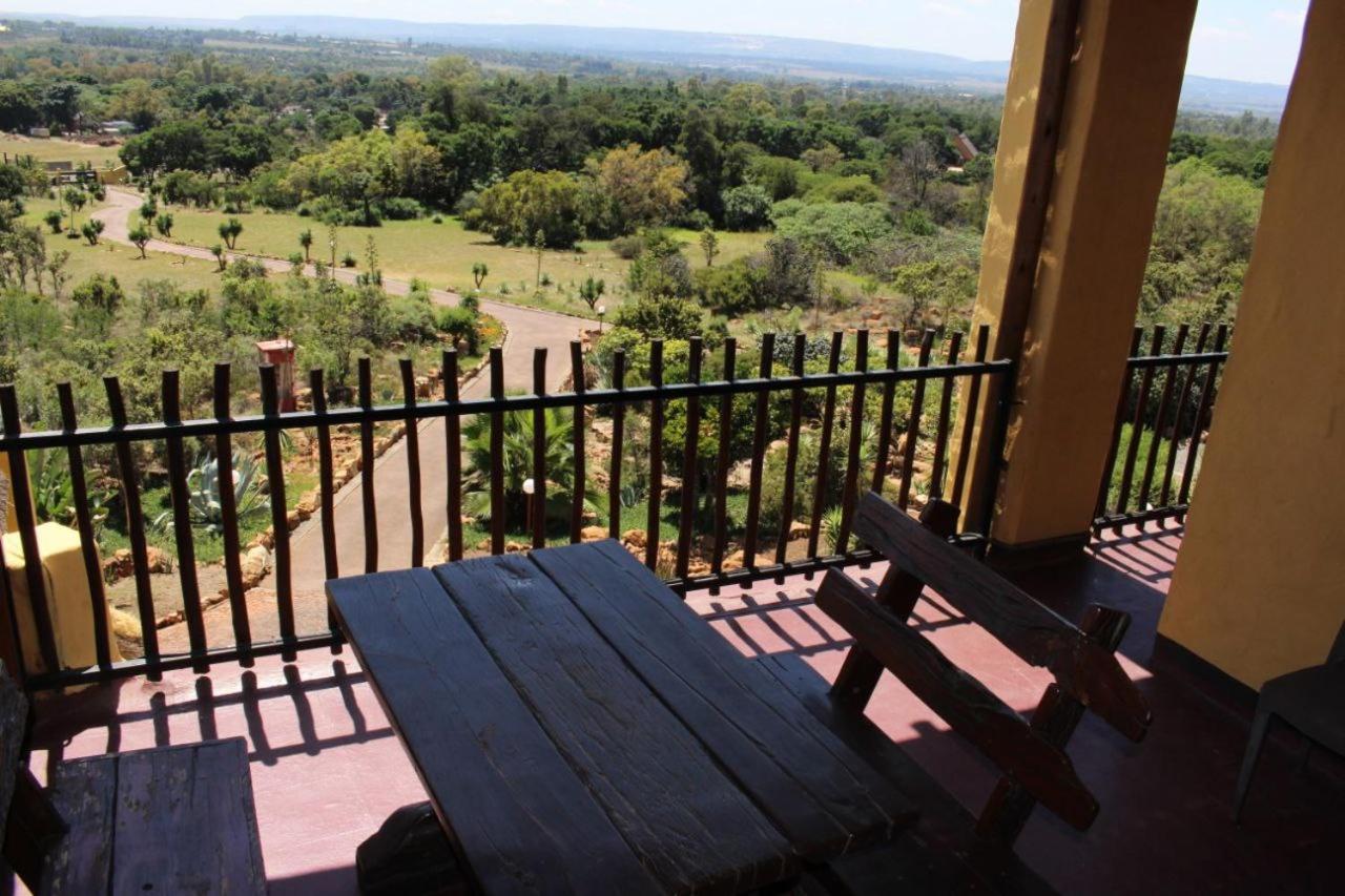 Ndlovu Lodge Претория Екстериор снимка